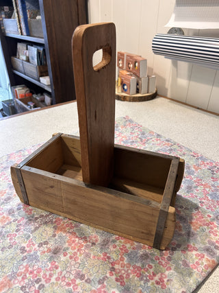 Brick Mould Table Caddy