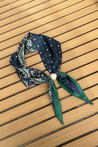 Pearl Fasten Necktie