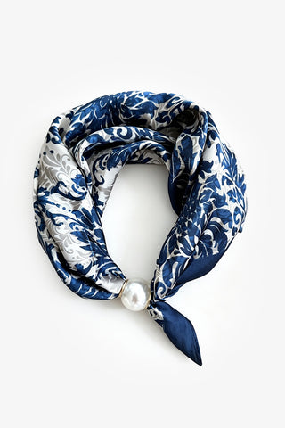 Pearl Fasten Necktie