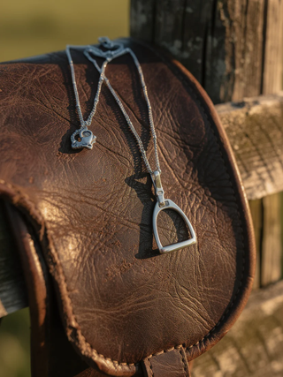 Satellite Chain Stirrup Pendant Necklace