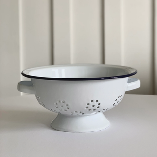 Traditional Enamel Colander