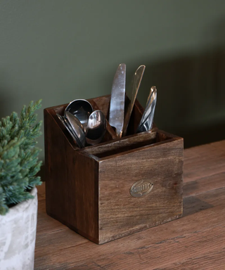 Porto Cutlery & Serviette Holder