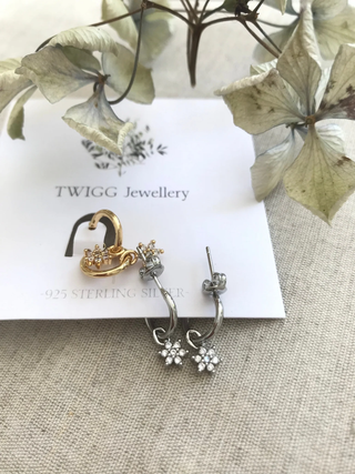 Petite Daisy Stud Hoops